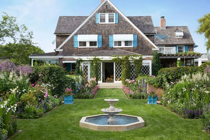 Grey Gardens